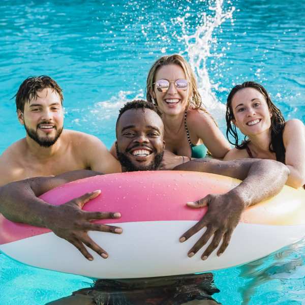 Canopy on Western offers a wide variety of amenities in Waldorf, Maryland