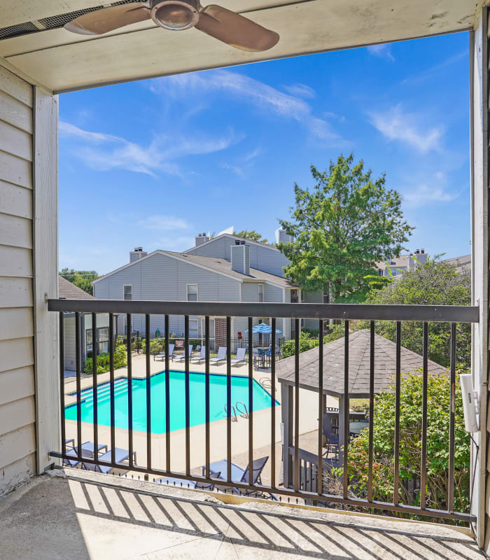 Balcony at Cedar Glade Apartments in Tulsa, Oklahoma