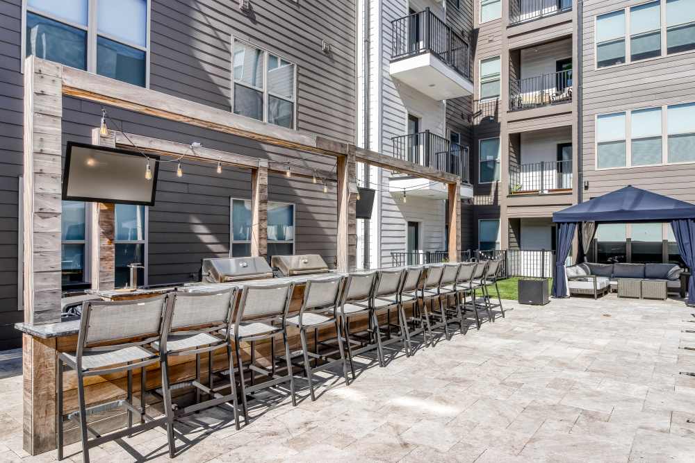 Outdoor entertainment deck in St. Louis, Missouri
