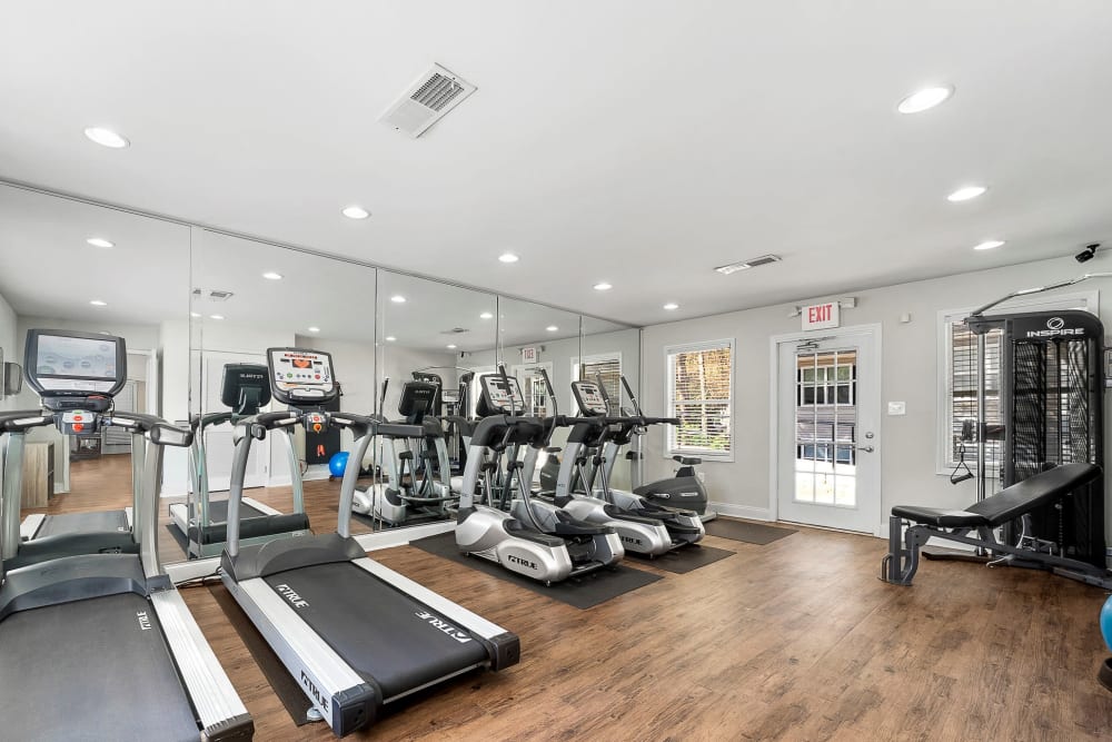 Fitness Center at The Greens at Cascade Apartment Homes in Atlanta, Georgia
