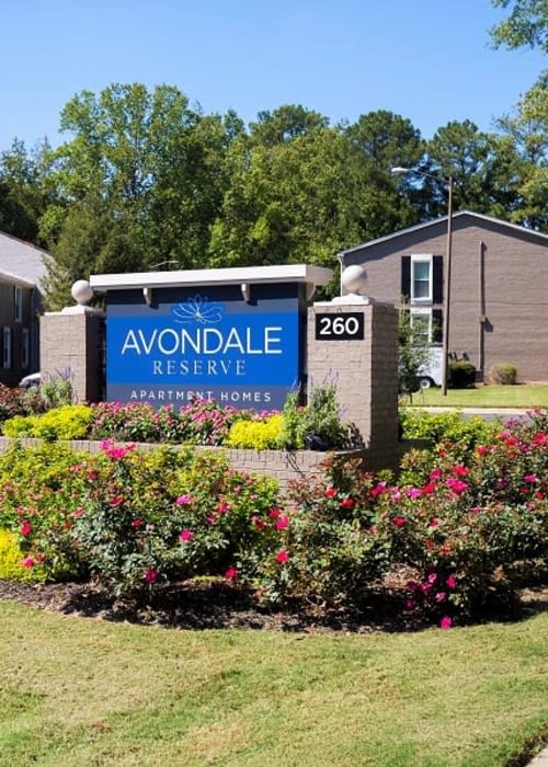 Avondale Reserve near The Greens at Cascade Apartment Homes in Atlanta, Georgia