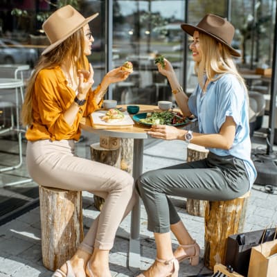 Residents dining near Southern Cove Apartments in Temple Terrace, Florida