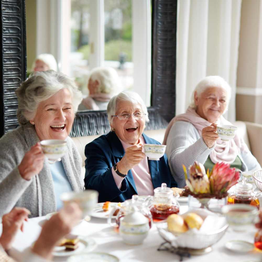 Group of friends enjoying tea at Clearwater Ahwatukee in Phoenix, Arizona