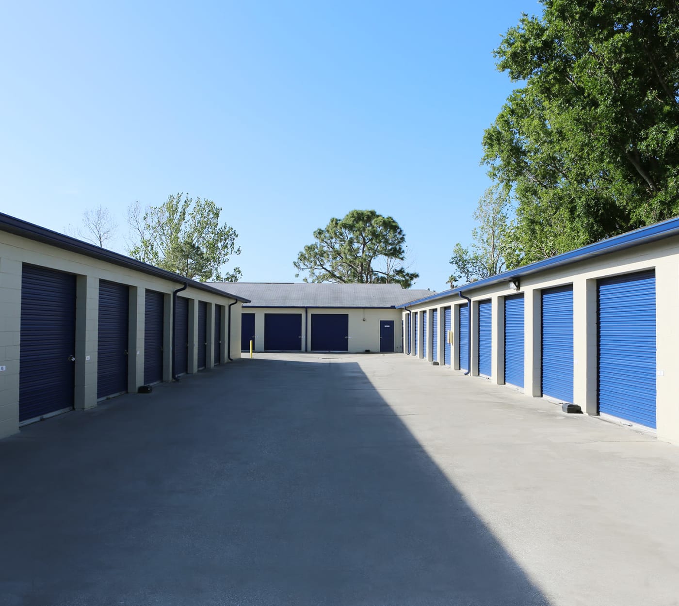 Ground-floor unit at Midgard Self Storage in Savannah, Georgia