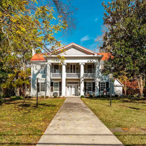 Explore the neighborhood around The Flats At Wilkinson in White House, Tennessee