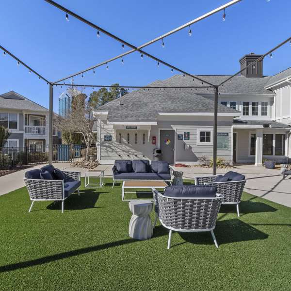 Chandler At University Tower offers a wide variety of amenities in Durham, North Carolina