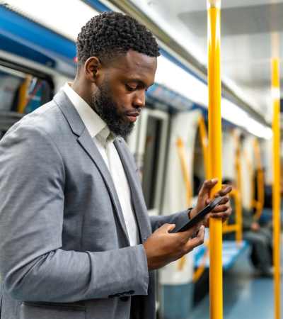 Transportation near Crestone Apartments in Aurora, Colorado