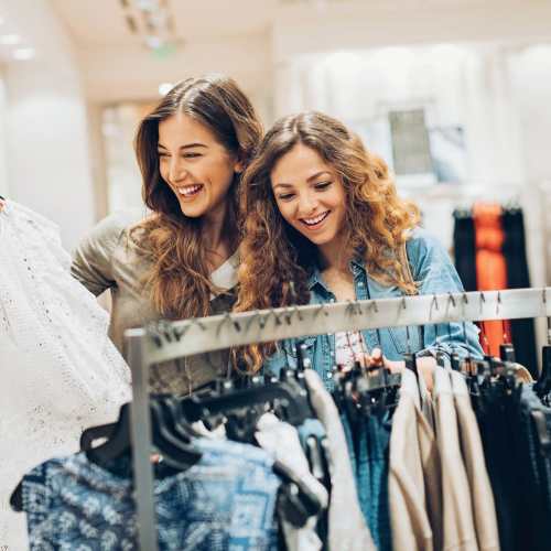 Friends shopping near Emerald Place in Lancaster, Ohio