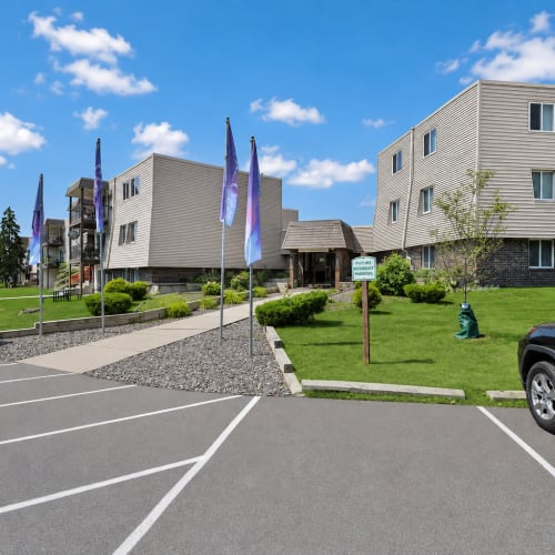 Community building with aprking space at Shoreview Hills in Shoreview, Minnesota