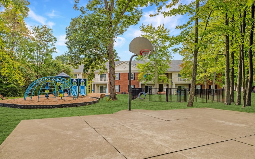 Sports court at The Woods at Polaris Parkway Apartments & Townhomes in Westerville, Ohio