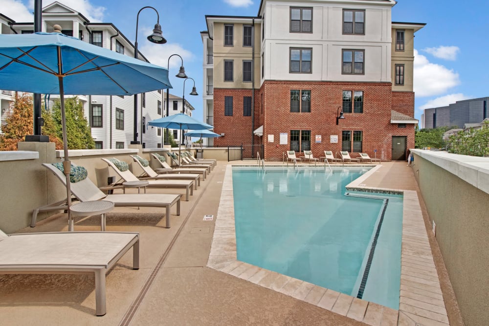 Swimming pool at Duet | Apartments in Nashville, Tennessee