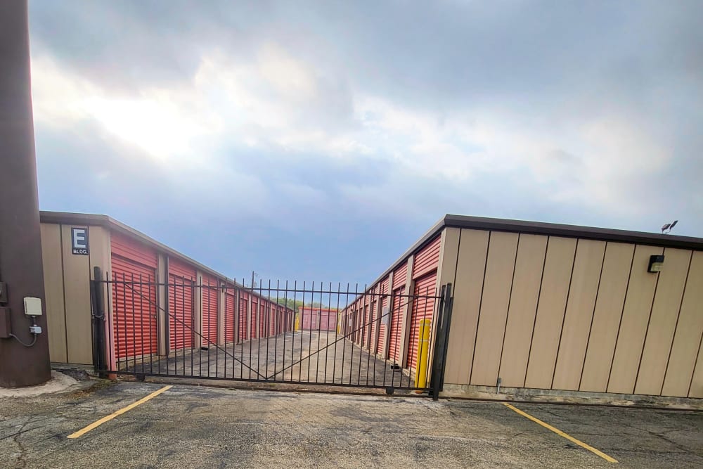 View our hours and directions at KO Storage in Pleasanton, Texas