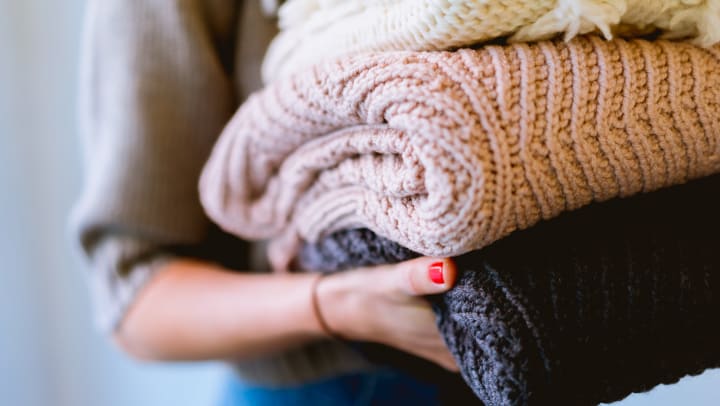 11 Helpful Blanket Storage Ideas