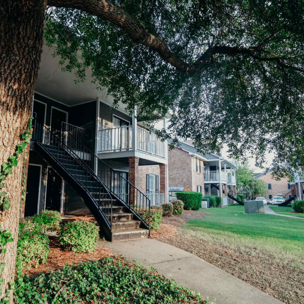 Entrance of the apartment at Tapestry on Vaughn in Montgomery, Alabama