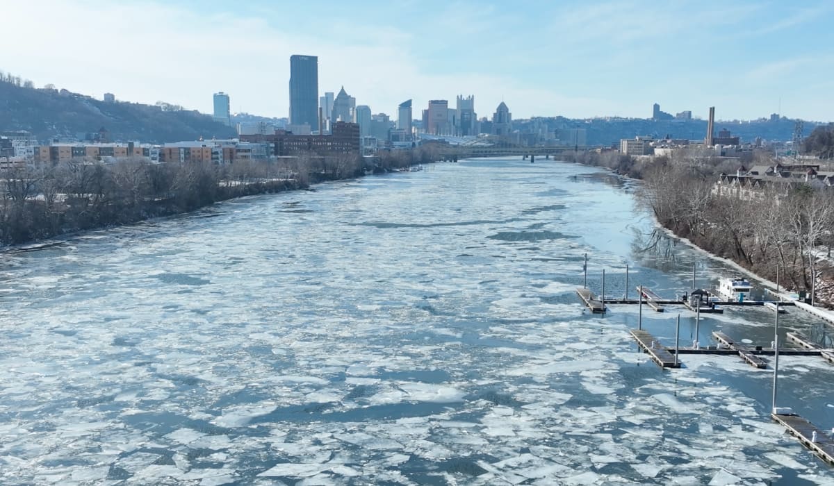 Pittsburgh PA, Winter Scenery