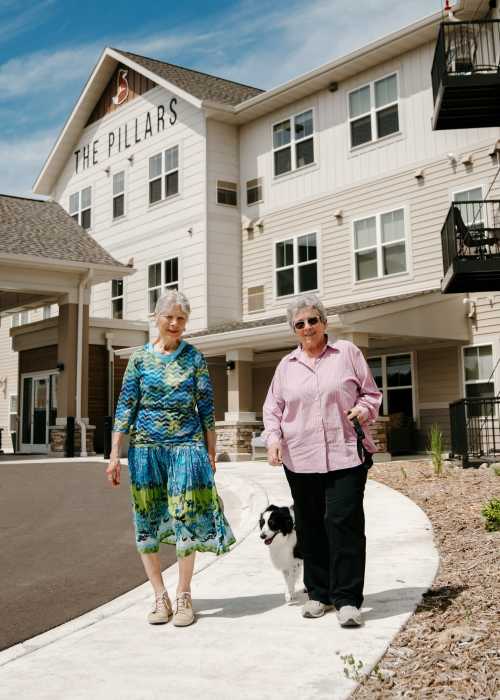 Seniors at The Pillars of Hermantown in Hermantown, Minnesota 
