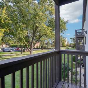 Regents Park Apartments in Bensenville, Illinois