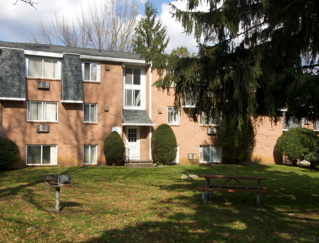 Exterior view of Ridgedale Manor in Greece, NY