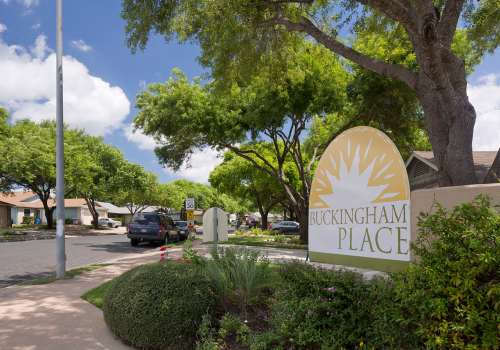 Sgn board at Buckingham Place in Austin, Texas