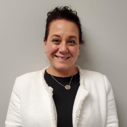 Jennifer Zinzi, Senior Living Counselor of Keystone Place at Wooster Heights in Danbury, Connecticut