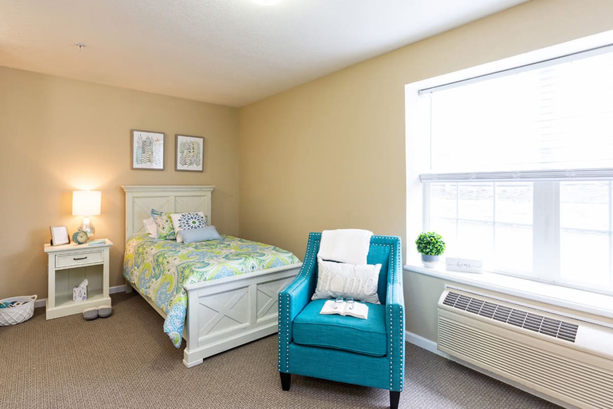 Bedroom at Trustwell Living at Suncrest Place in Talent, Oregon