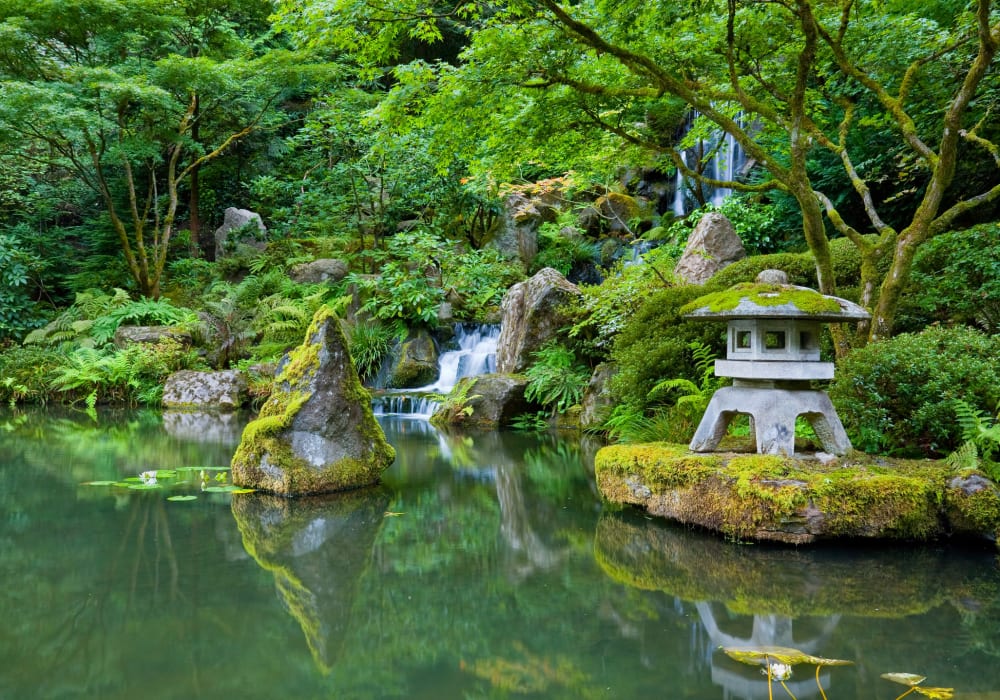 Peaceful Japanese garden near Village Pointe in Northridge, California