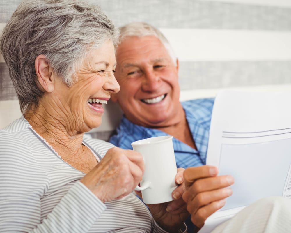 Residents reading the newspaper at WellQuest of Granite Bay in Granite Bay, California