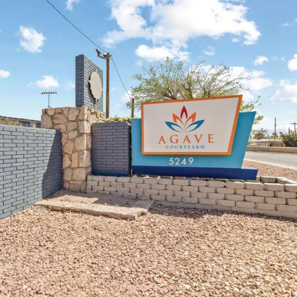 Explore the neighborhood around Agave Courtyard in El Paso, Texas