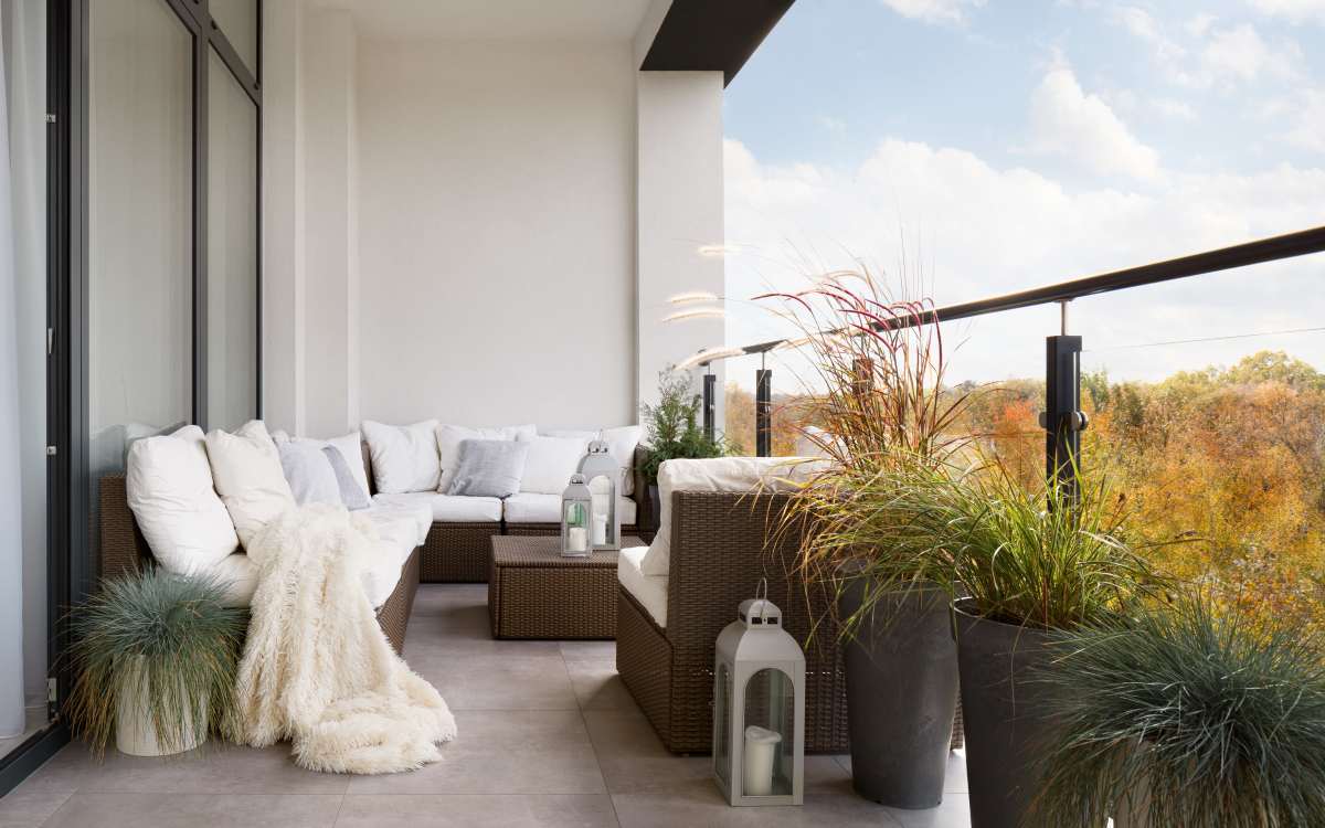 Private balcony at Wendover At Meadowood in Greensboro, North Carolina