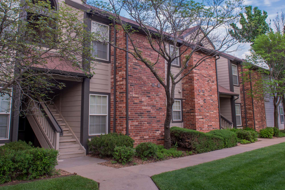 Photos | Huntington Park Apartments in Wichita, KS
