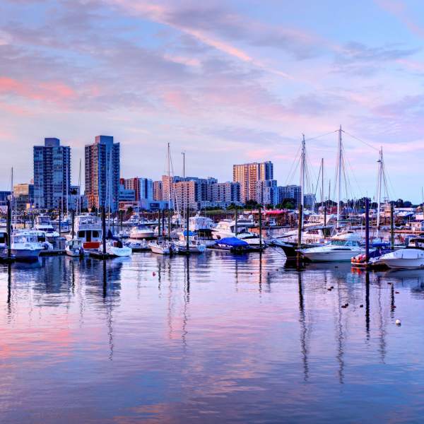 Explore the neighborhood around Shippan Place in Stamford, Connecticut