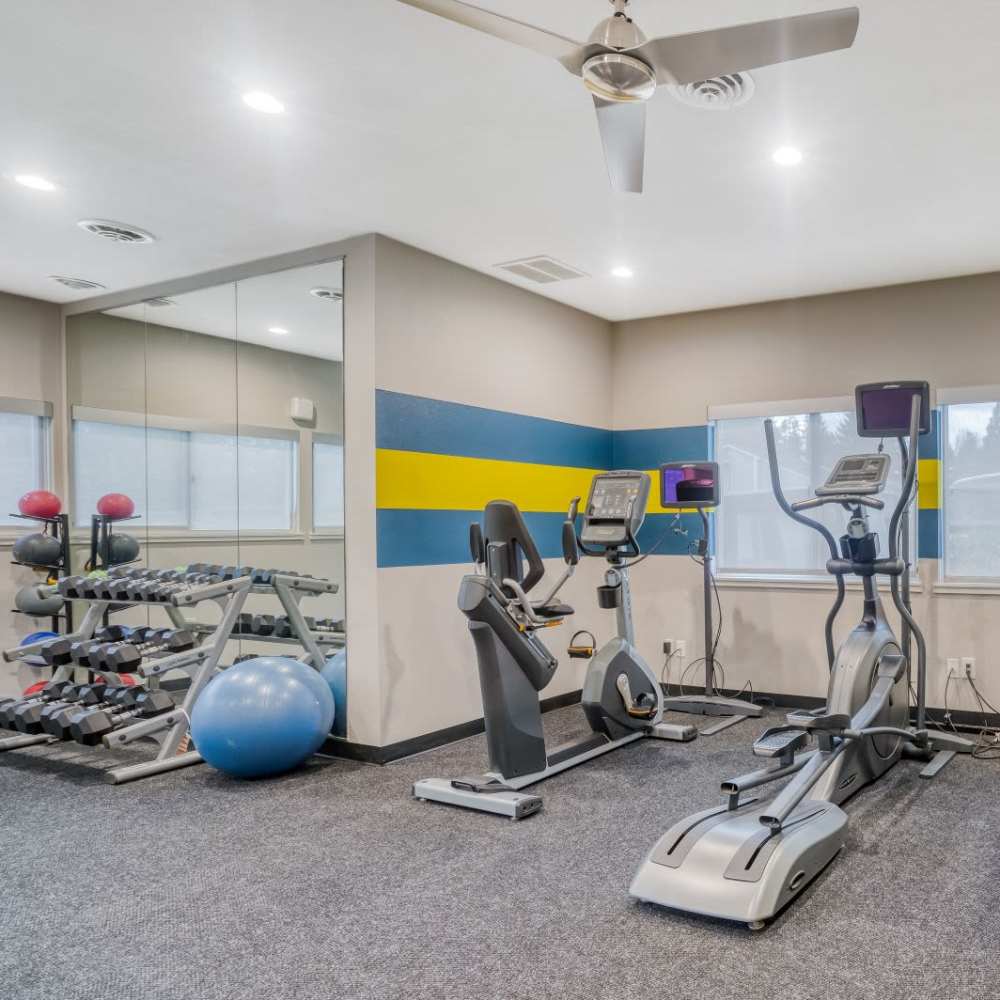 Fitness Center at Woodspring Apartments in Tigard, Oregon