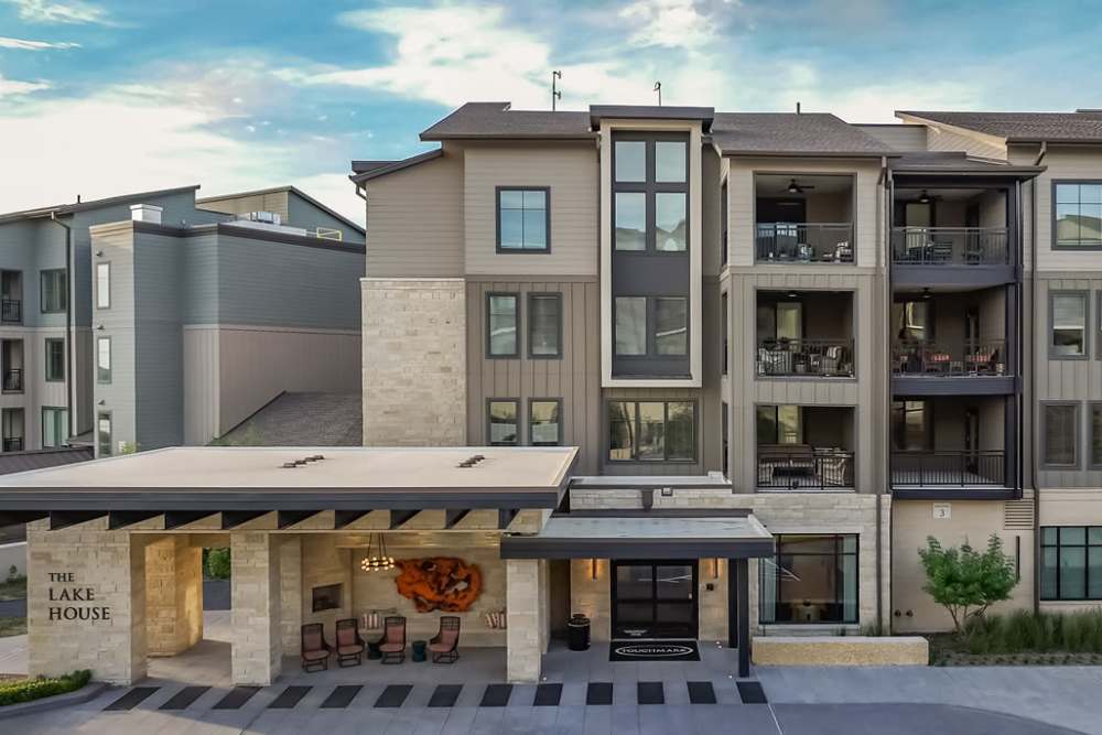 Exterior at Touchmark at Emerald Lake in McKinney, Texas