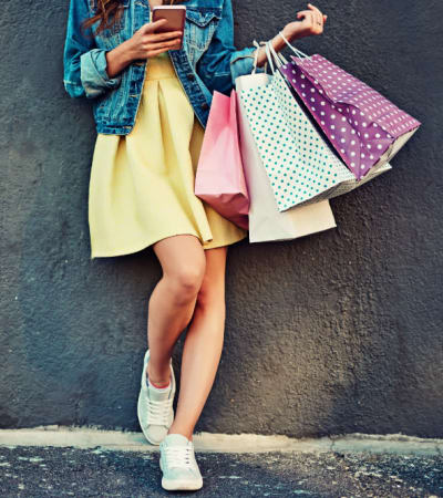 Resident shopping at a grocery store near Williamsburg of Cincinnati in Cincinnati, Ohio