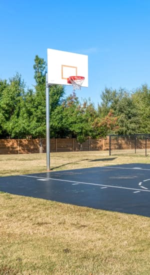 View amenities at Yukon on 15th in Yukon, Oklahoma