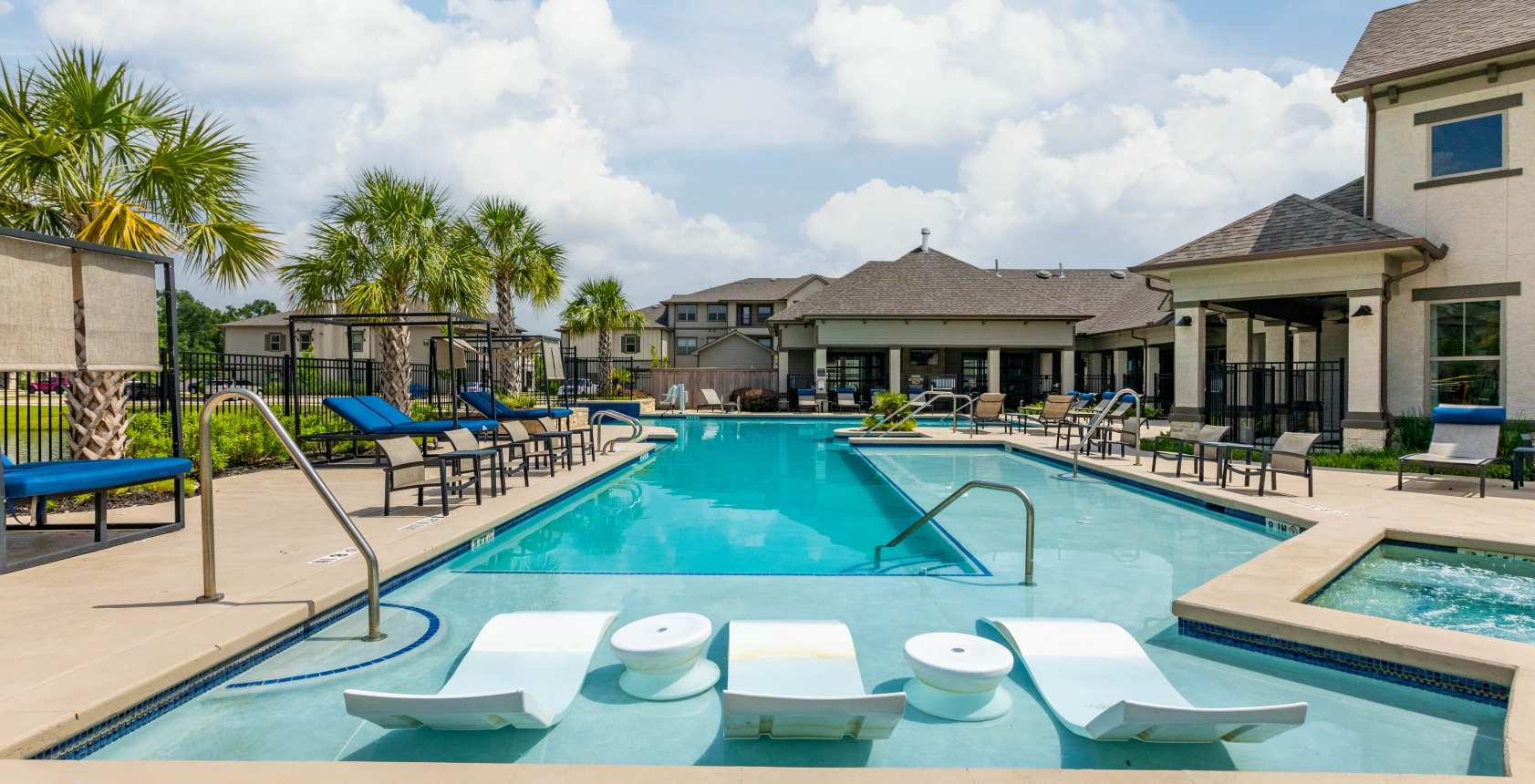 Apartments at Atlas at Legacy2020 in Gonzales, Louisiana