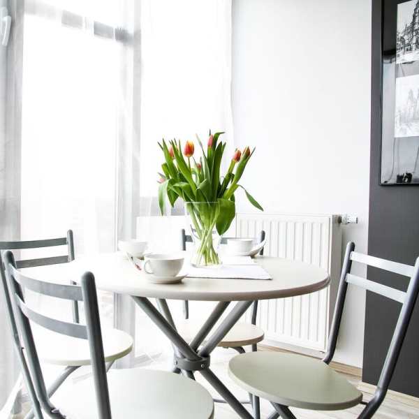 Sherman Park offers a wide variety of amenities in Reseda, California