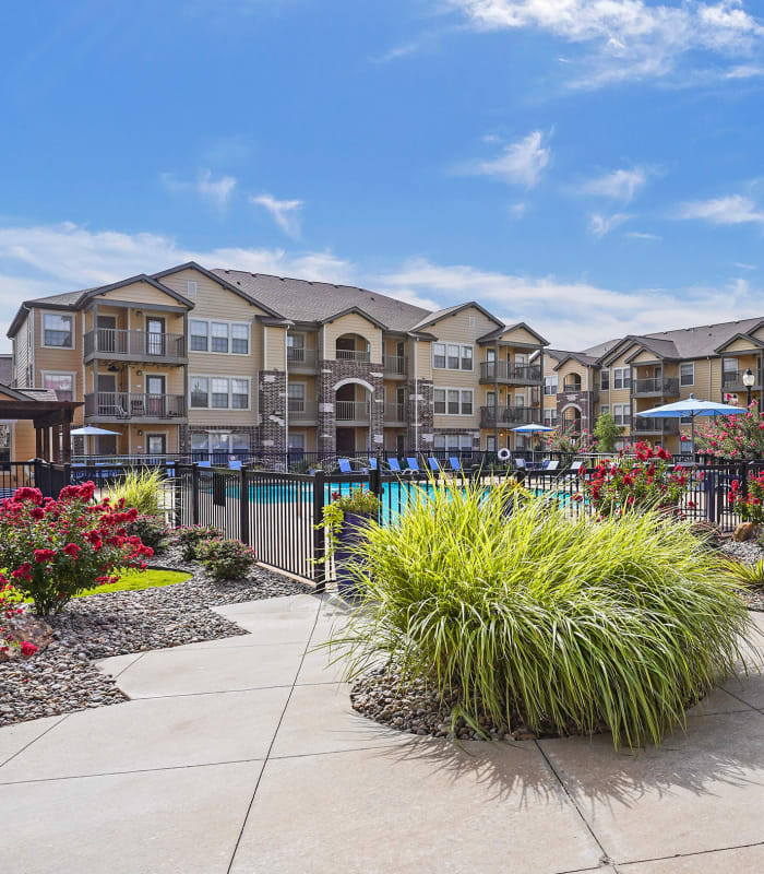 Exterior of Mission Point Apartments in Moore, Oklahoma