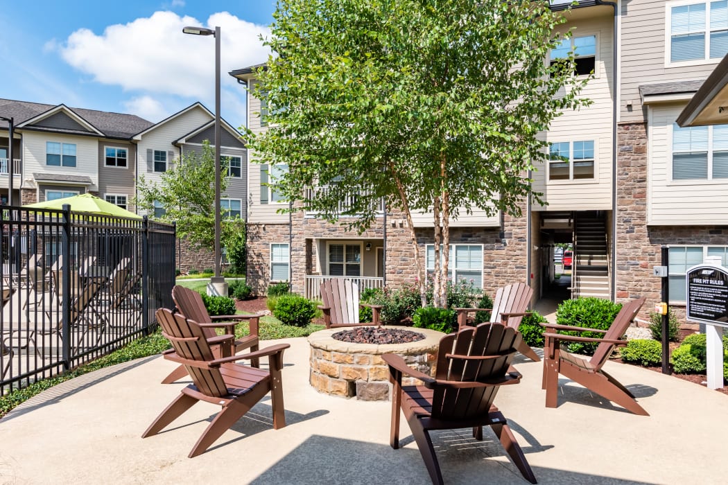 Fire pit for residents at Commonwealth at 31 in Spring Hill, Tennessee