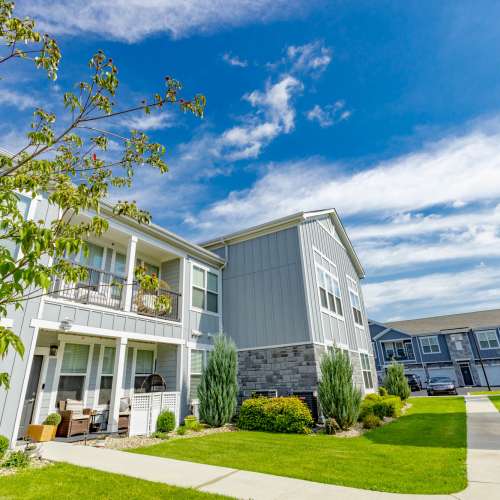 Apartment side view at Villas On Fir in Granger, Indiana
