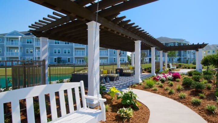 Outdoor Spaces at {{location_name}}, {{location_city}}, {{location_state_name}}