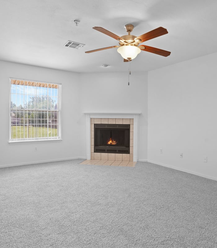 Living room at Persimmon Square Apartments in Oklahoma City, Oklahoma