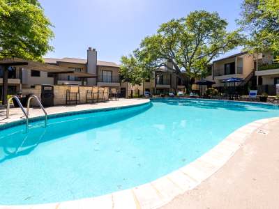 View amenities at The Helix in San Antonio, Texas
