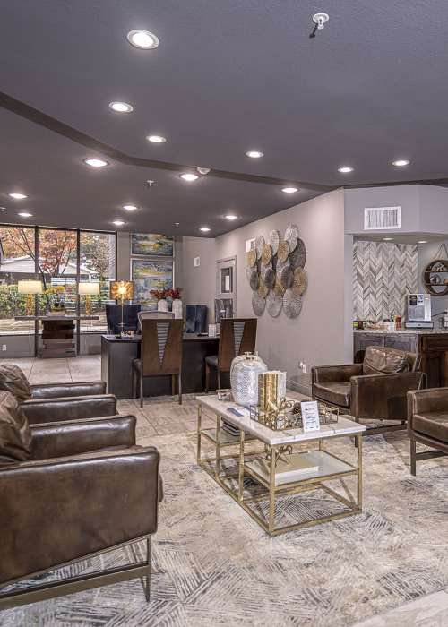 View to photo gallery at Halston in Dallas, Texas