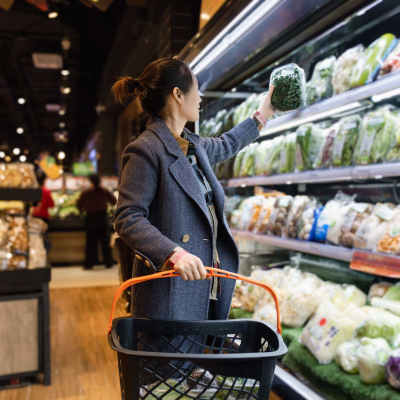 Shopping near Regency Plaza Apartment Homes in Martinez, California