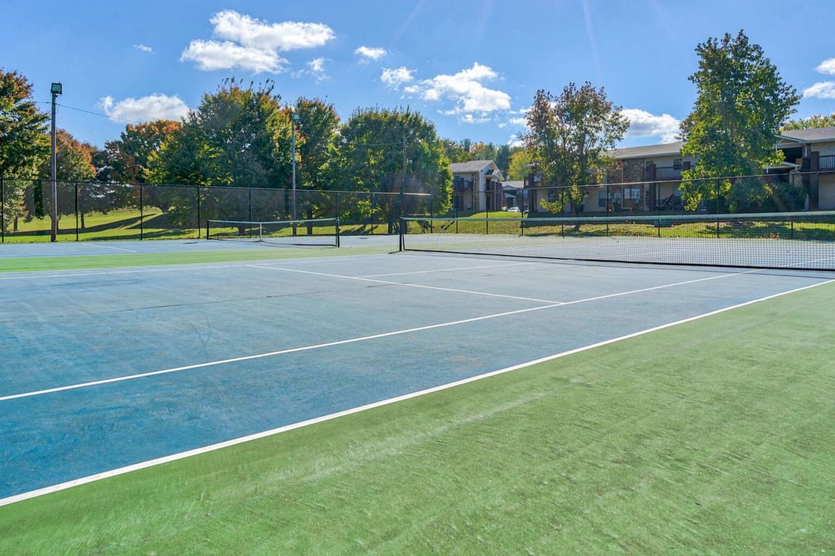 On-site tennis court at Ashford Place in Clarksville, Tennessee