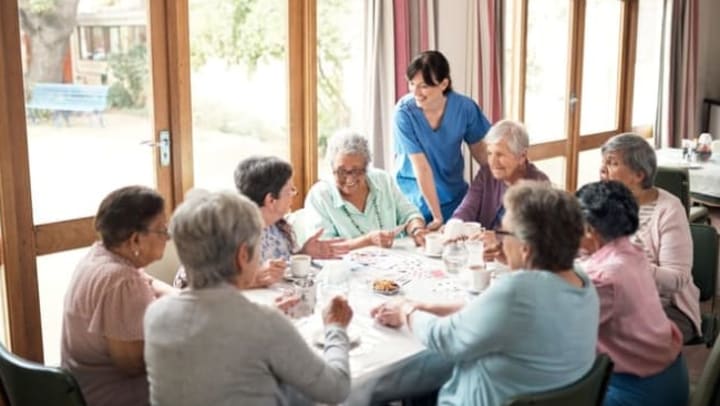 Programming Magic Moments at Quail Park of Lynnwood in Lynnwood, Washington