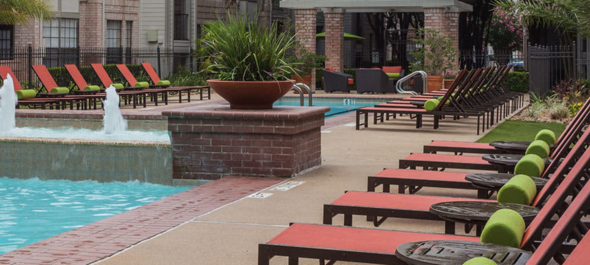 Houston apartments in Texas at Greenbriar Park