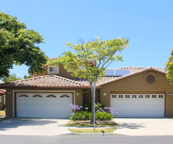 Homes with attached garages at Chesterton Townhomes in San Diego, California