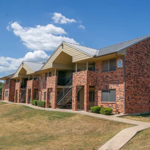 View qualifications for Sierra Vista Apartments in Austin, Texas